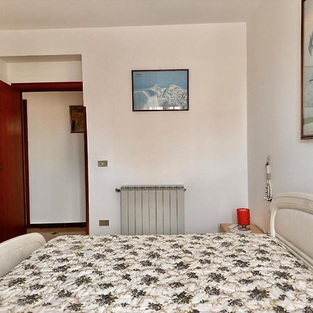 Holidaycasa Leone - Con Posto Auto A 200Mt Dal Mare Sperlonga Exteriör bild