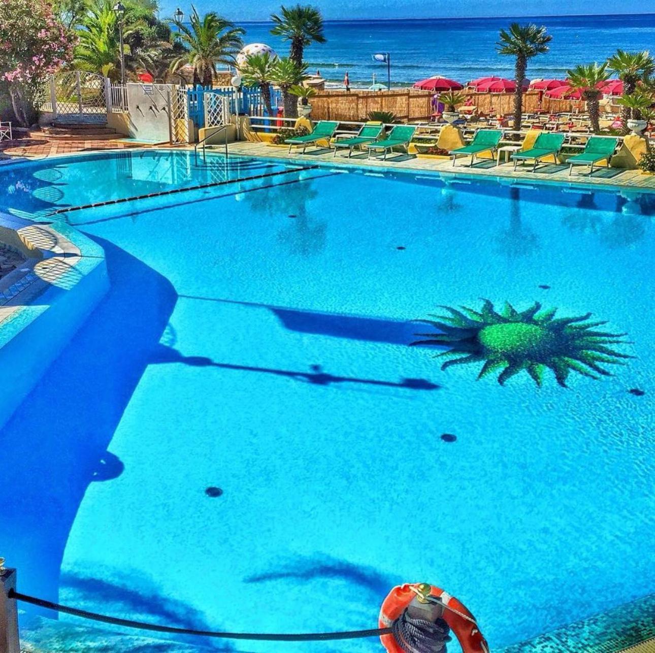 Holidaycasa Leone - Con Posto Auto A 200Mt Dal Mare Sperlonga Exteriör bild