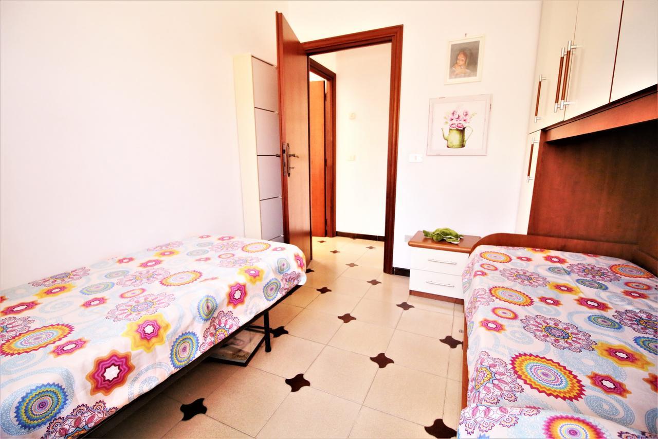 Holidaycasa Leone - Con Posto Auto A 200Mt Dal Mare Sperlonga Exteriör bild