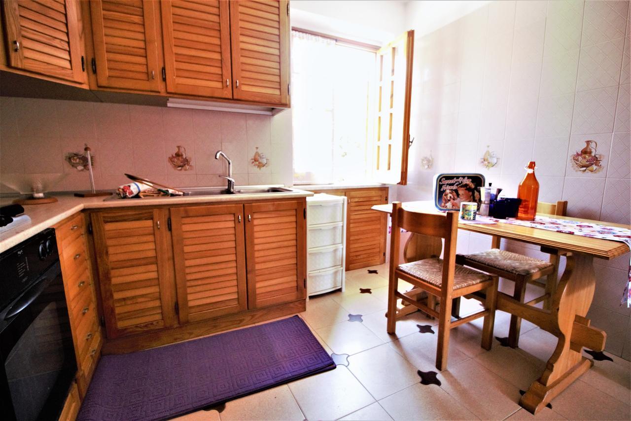 Holidaycasa Leone - Con Posto Auto A 200Mt Dal Mare Sperlonga Exteriör bild